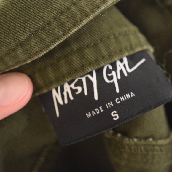 ❌SOLD❌Nasty Gal Military Green Denim Mini Skirt - Picture 7 of 7